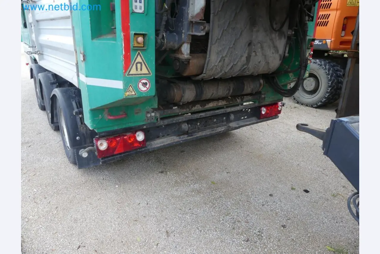 Fahrzeuge und Maschinen für die Bereiche Umwelttechnik, Recyclingwirtschaft, Holz, u.a.-55