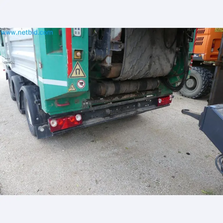 Fahrzeuge und Maschinen für die Bereiche Umwelttechnik, Recyclingwirtschaft, Holz, u.a.-55