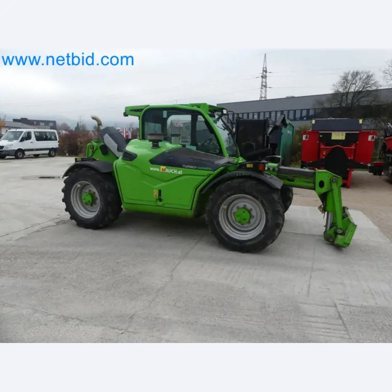 Kompakter Teleskoplader MERLO TF35.7-115 und Kompostier-/Trennanlagensystem Compostdetective CD 3012-12