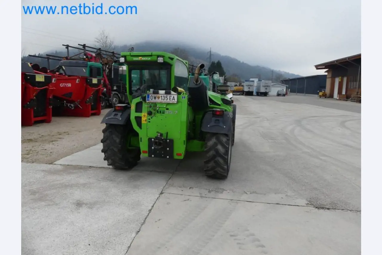 Kompakter Teleskoplader MERLO TF35.7-115 und Kompostier-/Trennanlagensystem Compostdetective CD 3012-15