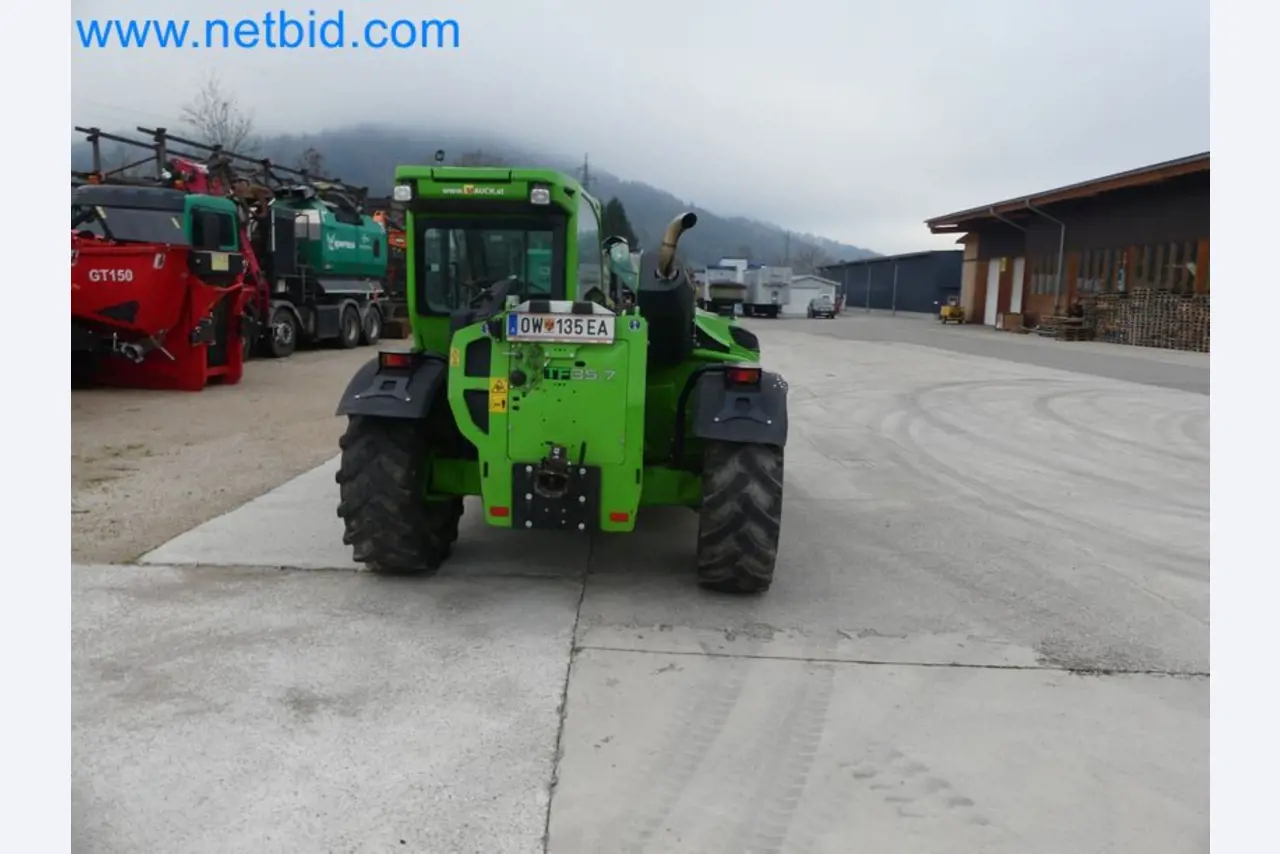 Kompakter Teleskoplader MERLO TF35.7-115 und Kompostier-/Trennanlagensystem Compostdetective CD 3012-16