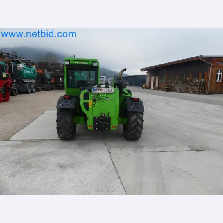 Kompakter Teleskoplader MERLO TF35.7-115 und Kompostier-/Trennanlagensystem Compostdetective CD 3012-17