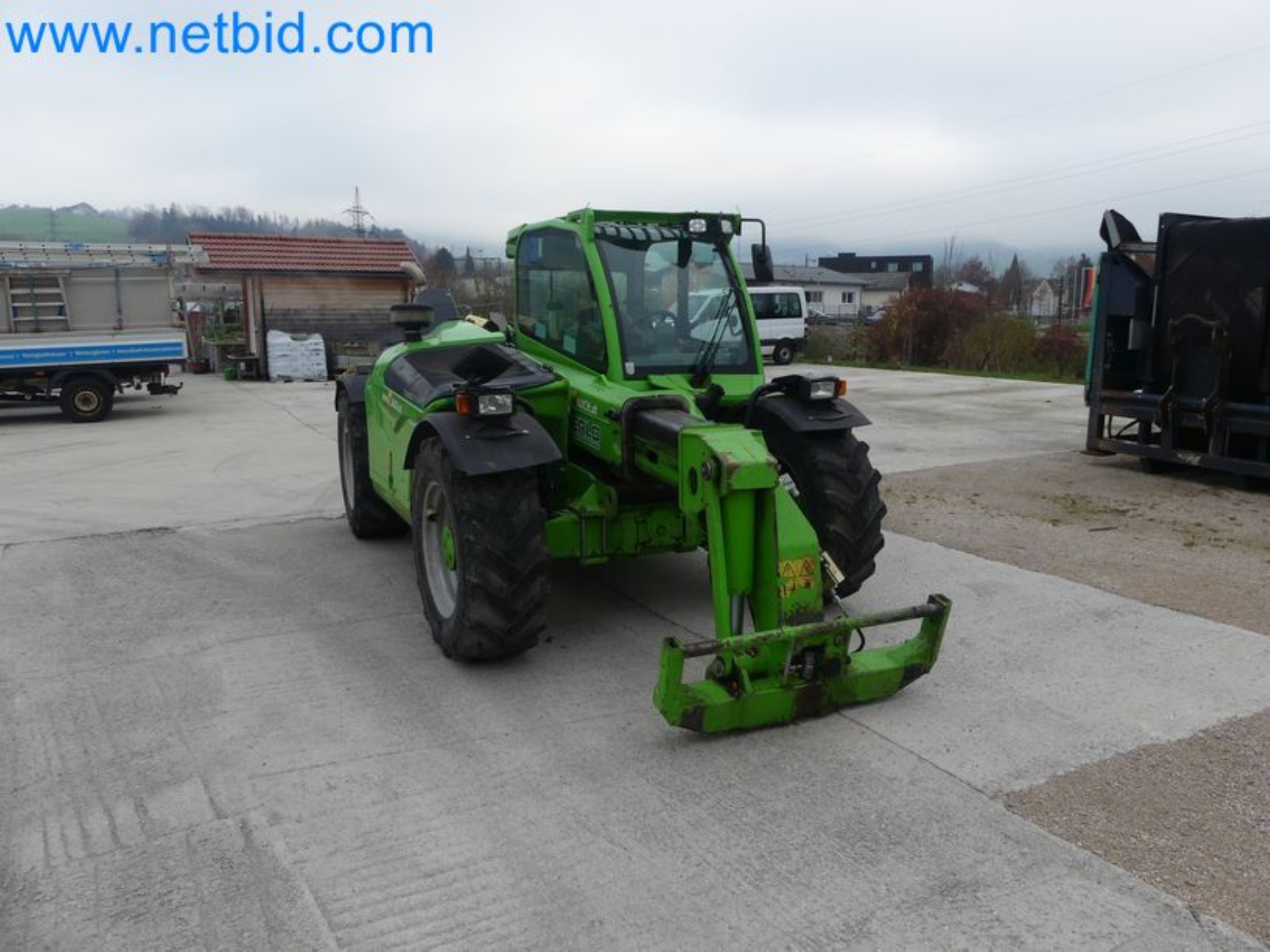 Compact telescopic handler MERLO TF35.7-115 and composting/separation system Compostdetective CD 3012-1