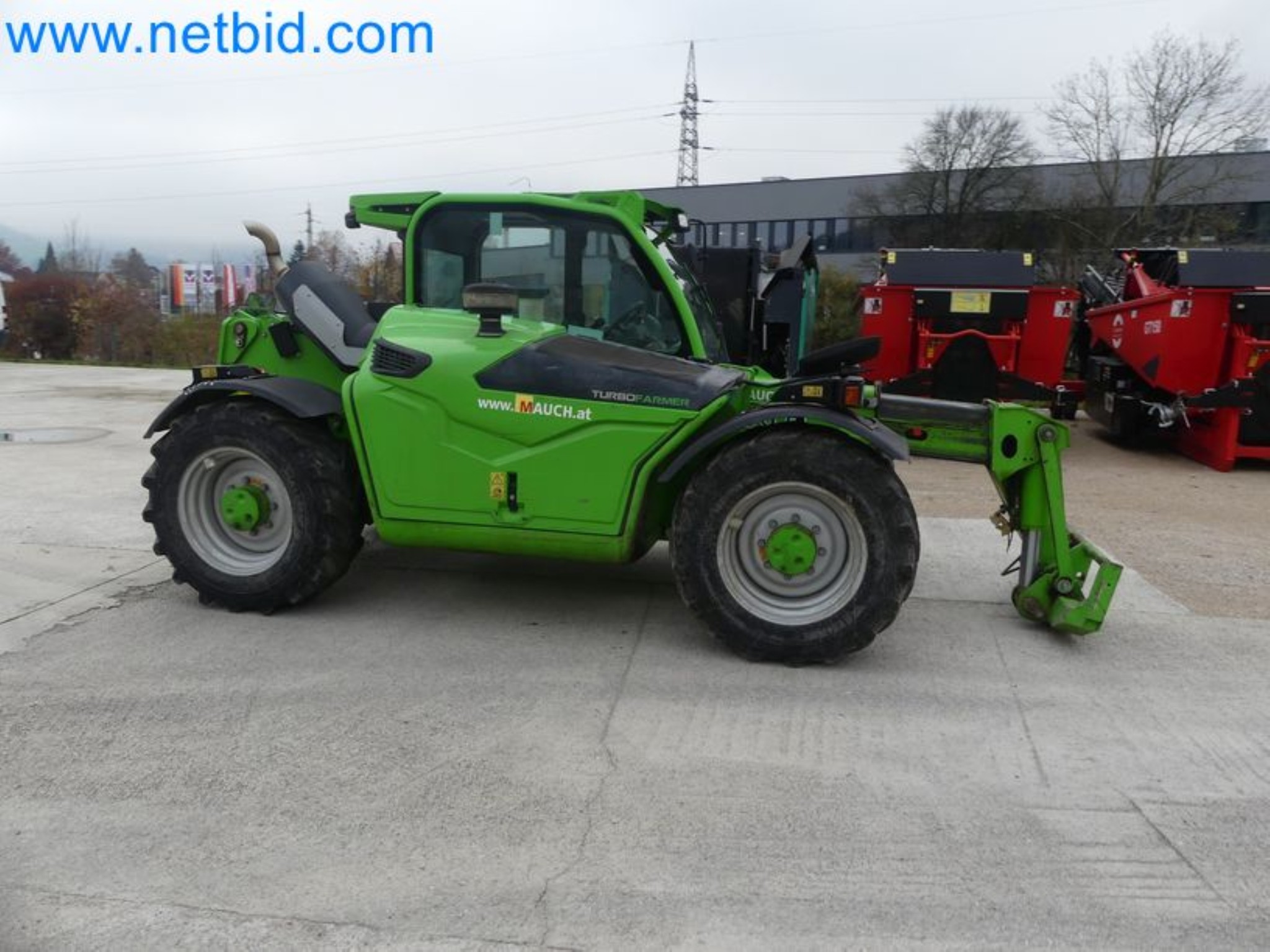Compact telescopic handler MERLO TF35.7-115 and composting/separation system Compostdetective CD 3012-23