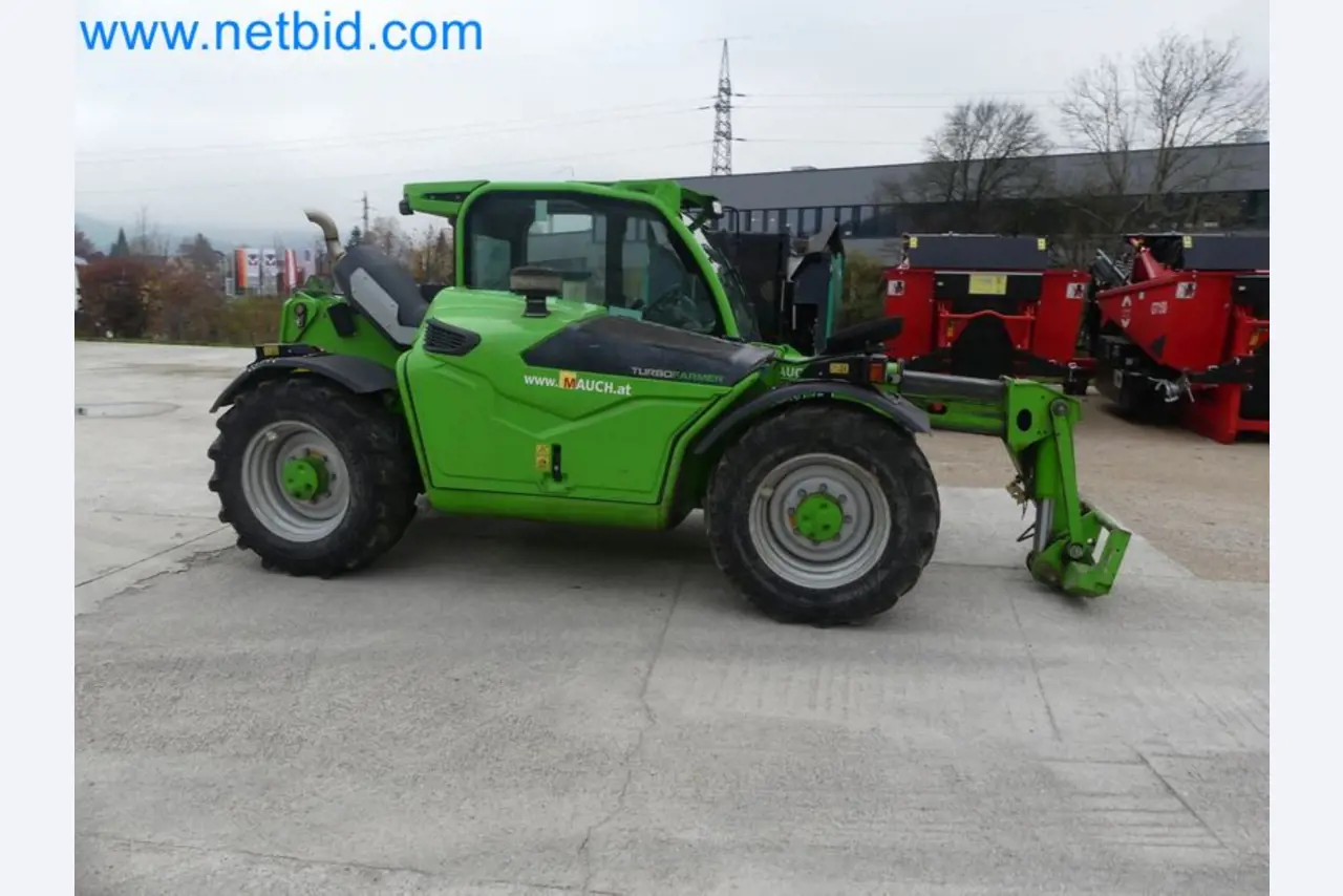 Kompakter Teleskoplader MERLO TF35.7-115 und Kompostier-/Trennanlagensystem Compostdetective CD 3012-23