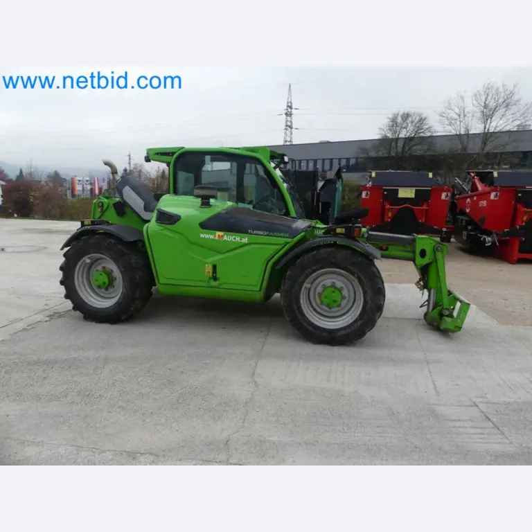 Kompakter Teleskoplader MERLO TF35.7-115 und Kompostier-/Trennanlagensystem Compostdetective CD 3012-23
