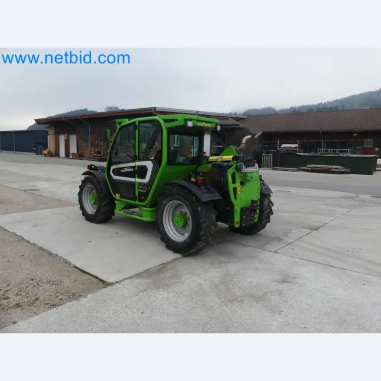 Kompakter Teleskoplader MERLO TF35.7-115 und Kompostier-/Trennanlagensystem Compostdetective CD 3012-24