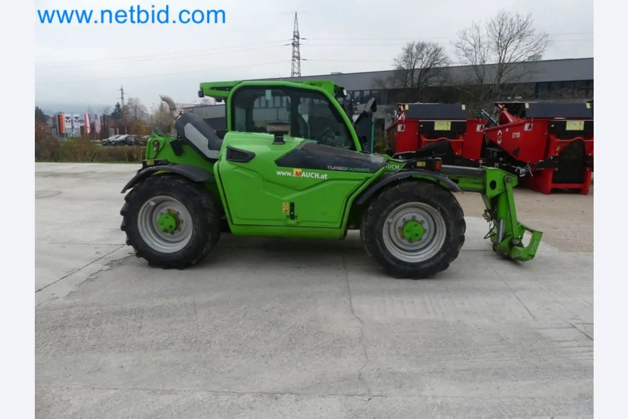 Kompakter Teleskoplader MERLO TF35.7-115 und Kompostier-/Trennanlagensystem Compostdetective CD 3012-2