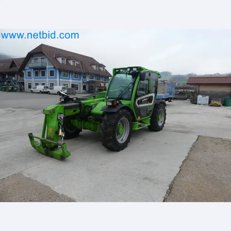 Kompakter Teleskoplader MERLO TF35.7-115 und Kompostier-/Trennanlagensystem Compostdetective CD 3012-38