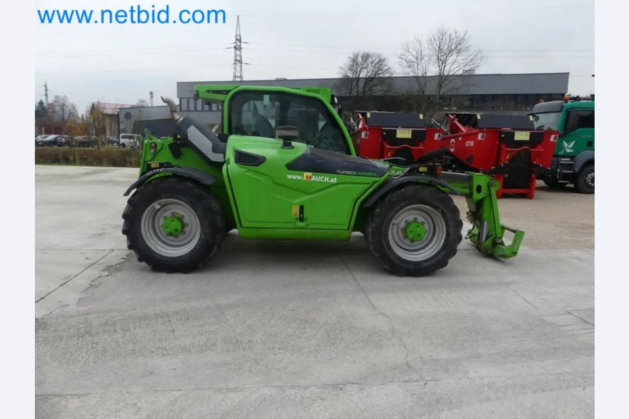 Kompakter Teleskoplader MERLO TF35.7-115 und Kompostier-/Trennanlagensystem Compostdetective CD 3012-3