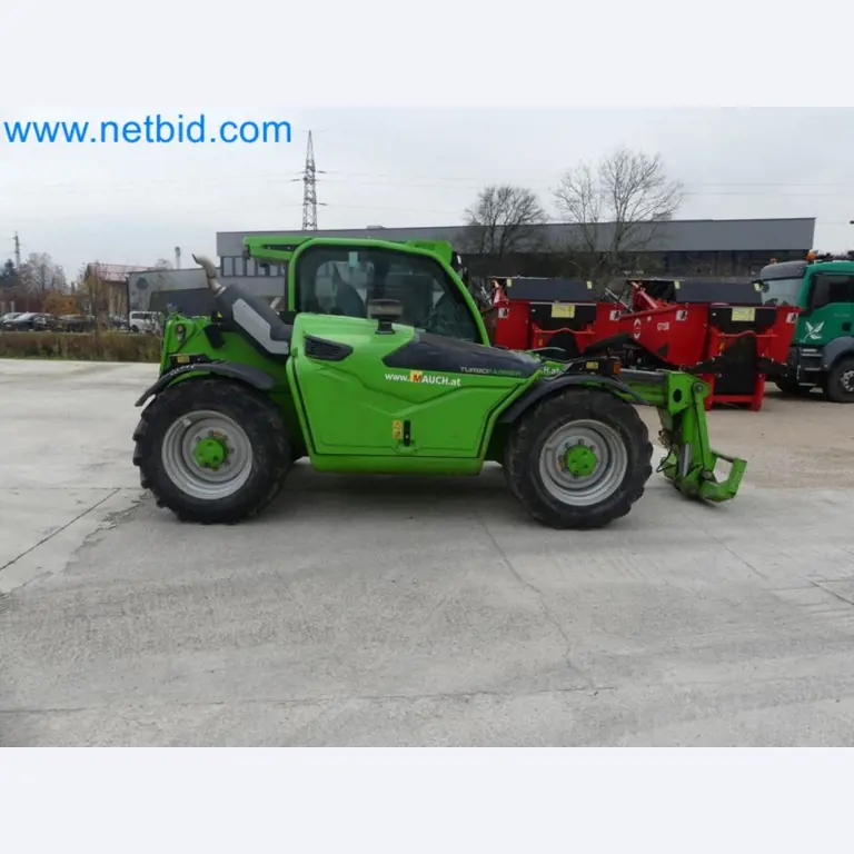 Kompakter Teleskoplader MERLO TF35.7-115 und Kompostier-/Trennanlagensystem Compostdetective CD 3012-3