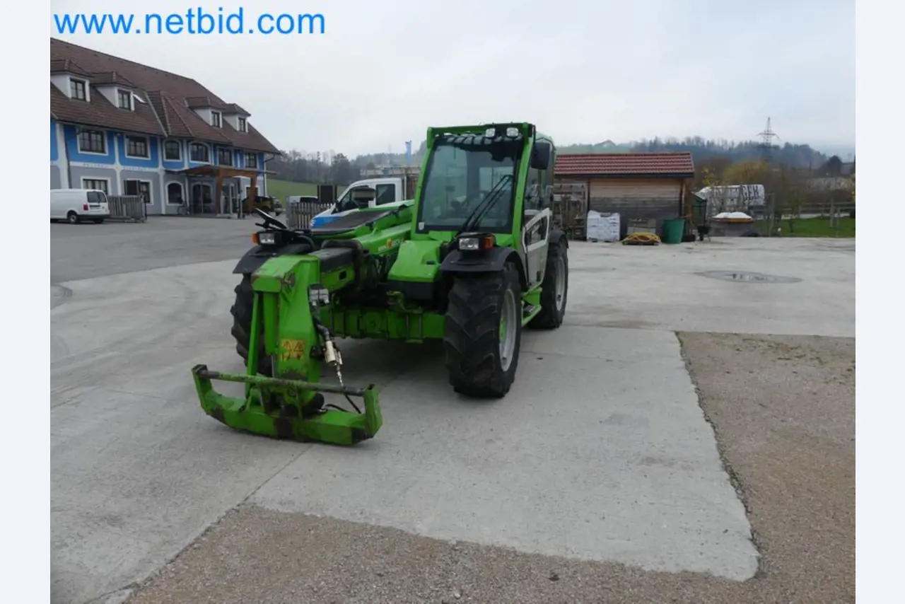 Kompakter Teleskoplader MERLO TF35.7-115 und Kompostier-/Trennanlagensystem Compostdetective CD 3012-40