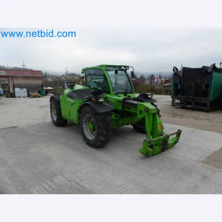 Kompakter Teleskoplader MERLO TF35.7-115 und Kompostier-/Trennanlagensystem Compostdetective CD 3012-45