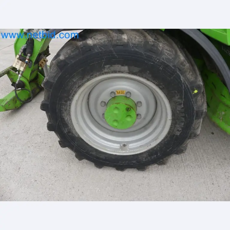 Kompakter Teleskoplader MERLO TF35.7-115 und Kompostier-/Trennanlagensystem Compostdetective CD 3012-49