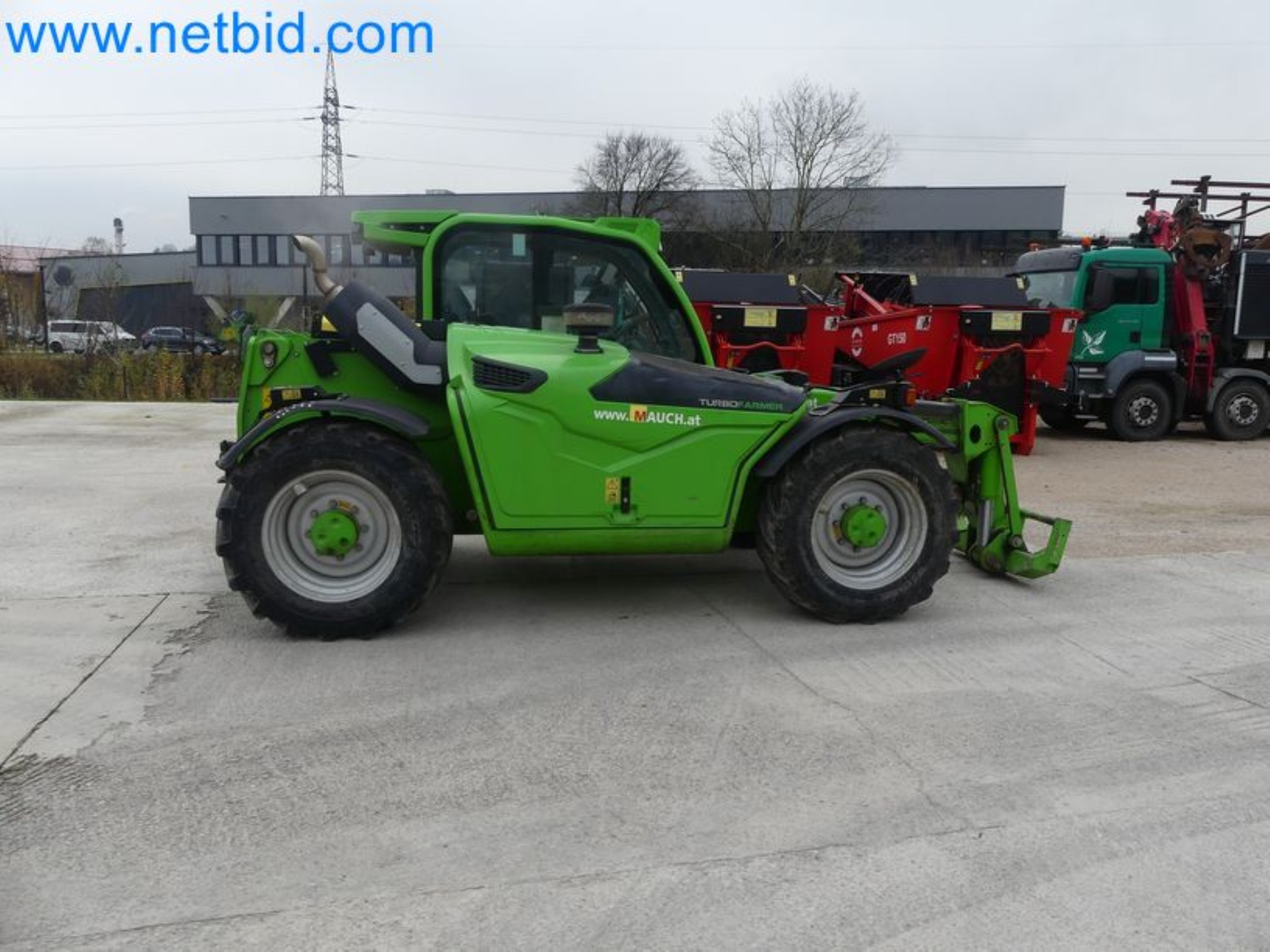 Compact telescopic handler MERLO TF35.7-115 and composting/separation system Compostdetective CD 3012-4