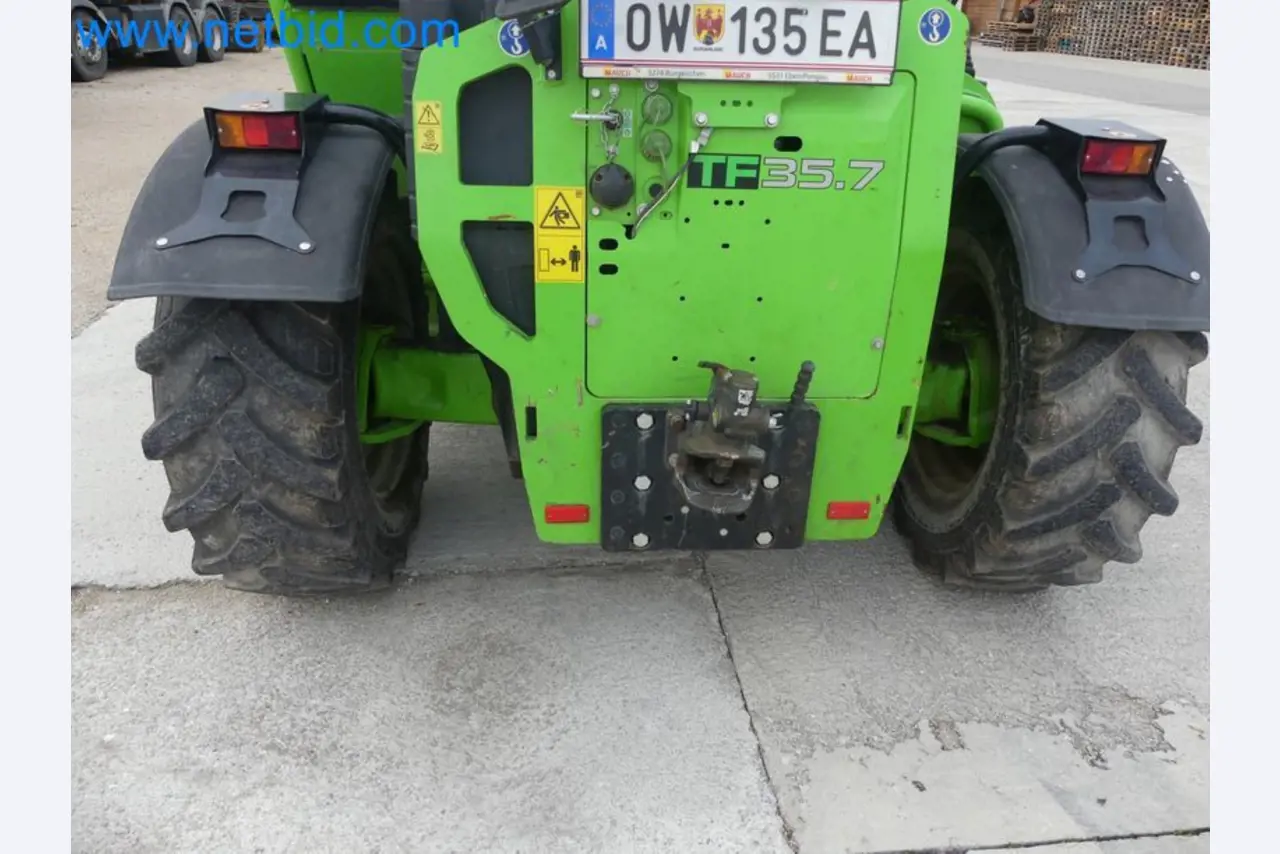 Kompakter Teleskoplader MERLO TF35.7-115 und Kompostier-/Trennanlagensystem Compostdetective CD 3012-52