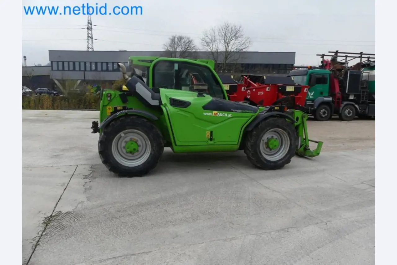 Kompakter Teleskoplader MERLO TF35.7-115 und Kompostier-/Trennanlagensystem Compostdetective CD 3012-5