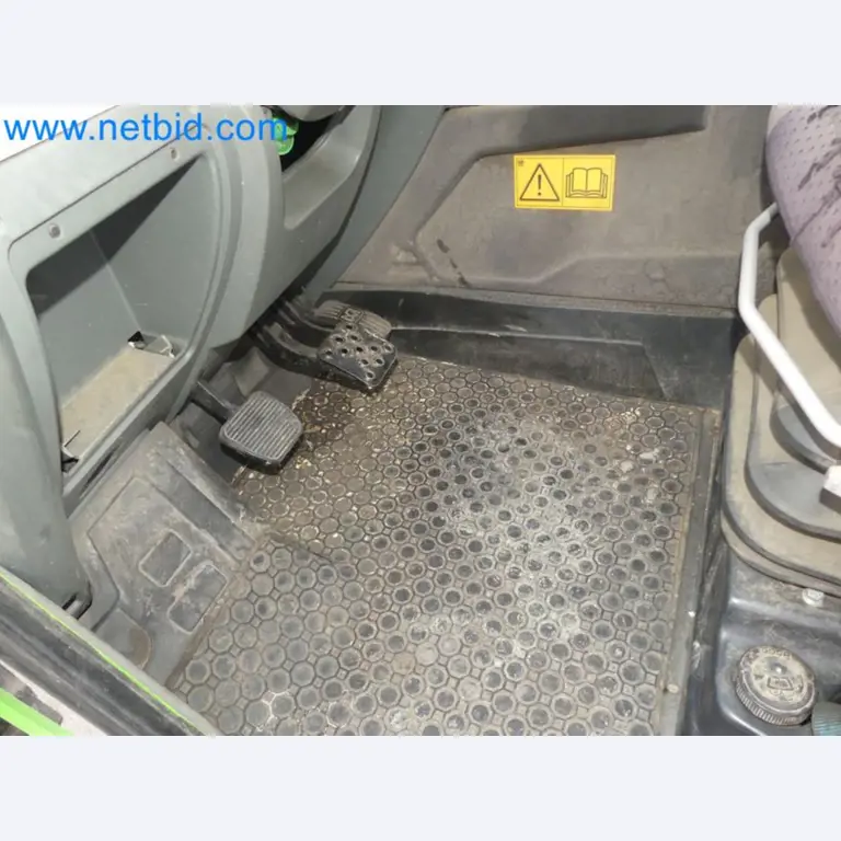 Kompakter Teleskoplader MERLO TF35.7-115 und Kompostier-/Trennanlagensystem Compostdetective CD 3012-63