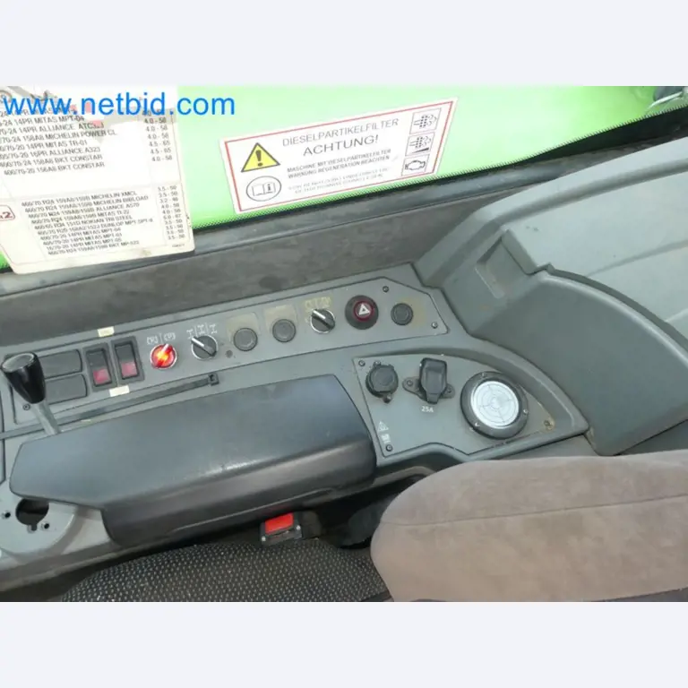 Kompakter Teleskoplader MERLO TF35.7-115 und Kompostier-/Trennanlagensystem Compostdetective CD 3012-65