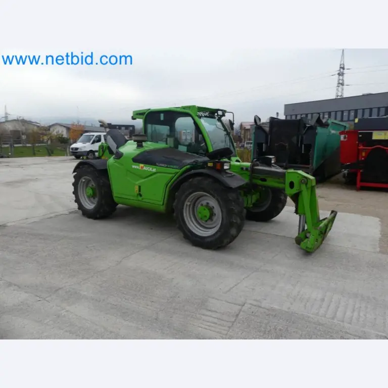 Kompakter Teleskoplader MERLO TF35.7-115 und Kompostier-/Trennanlagensystem Compostdetective CD 3012-67