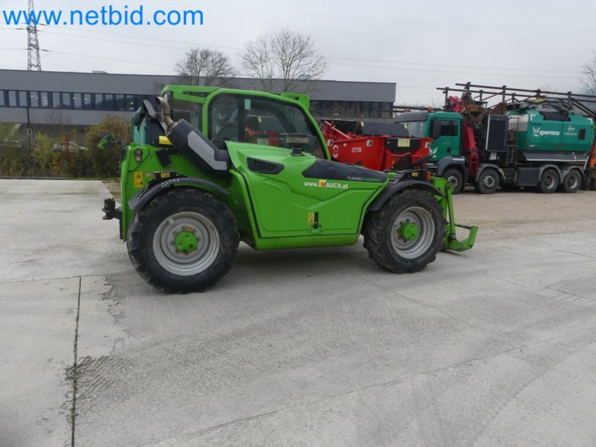 Compact telescopic handler MERLO TF35.7-115 and composting/separation system Compostdetective CD 3012-6