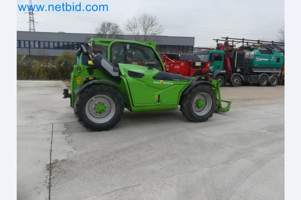 Kompakter Teleskoplader MERLO TF35.7-115 und Kompostier-/Trennanlagensystem Compostdetective CD 3012-6