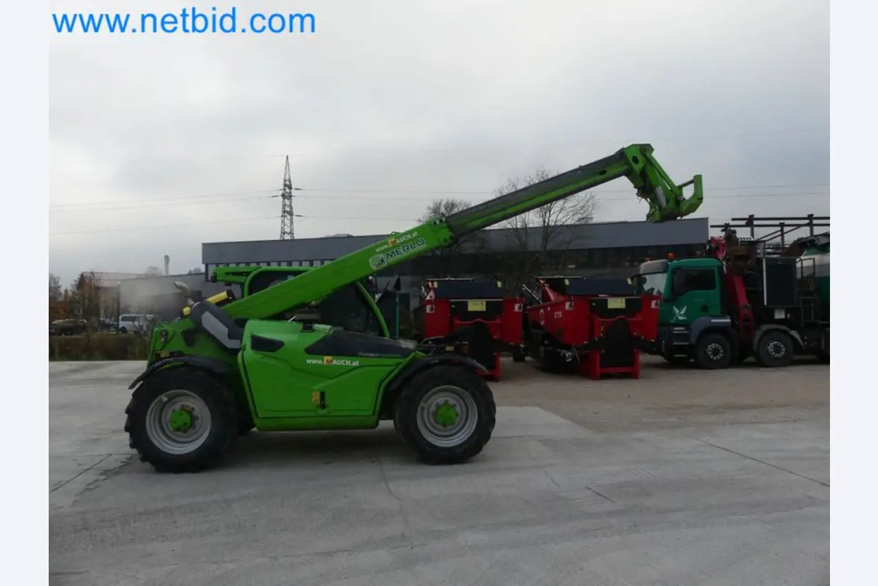 Kompakter Teleskoplader MERLO TF35.7-115 und Kompostier-/Trennanlagensystem Compostdetective CD 3012-77