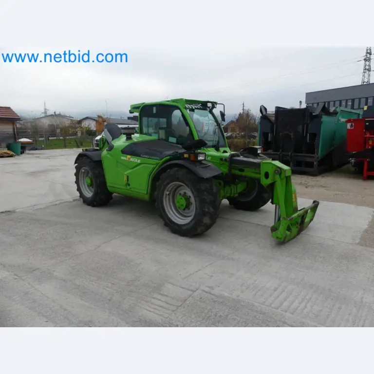 Kompakter Teleskoplader MERLO TF35.7-115 und Kompostier-/Trennanlagensystem Compostdetective CD 3012-78