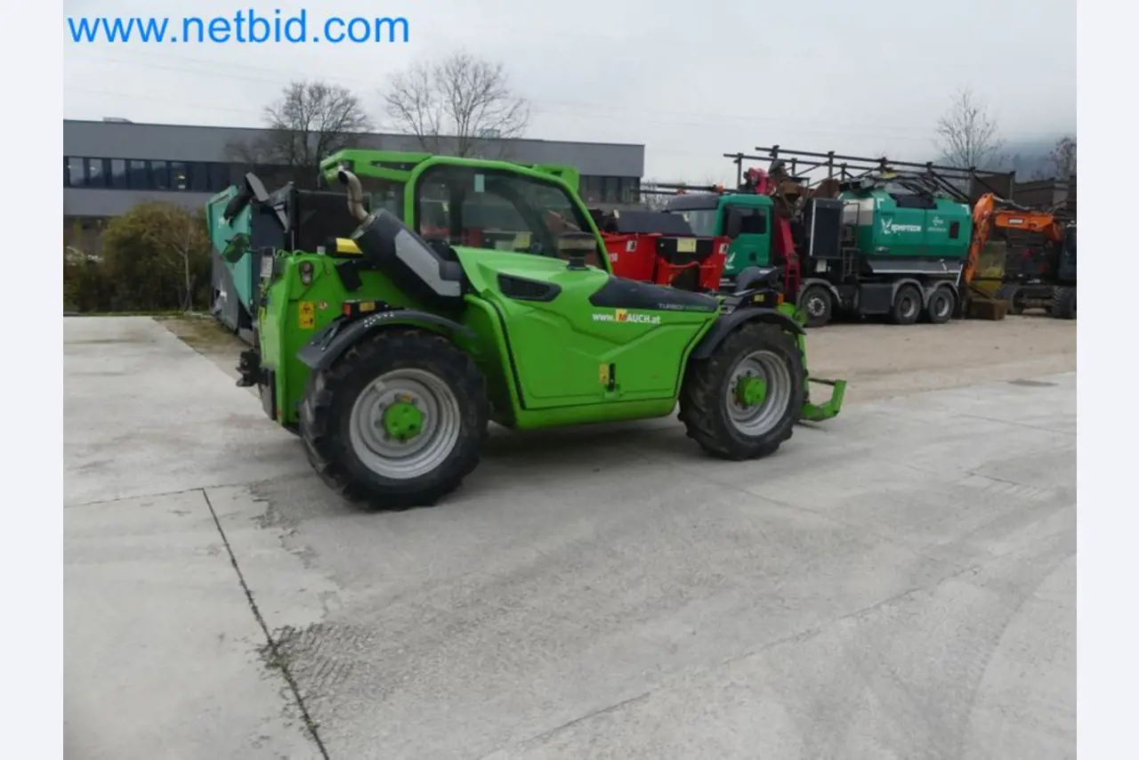 Kompakter Teleskoplader MERLO TF35.7-115 und Kompostier-/Trennanlagensystem Compostdetective CD 3012-7