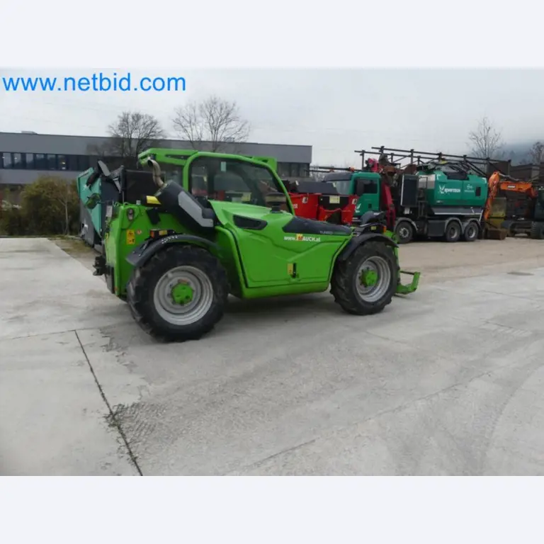 Kompakter Teleskoplader MERLO TF35.7-115 und Kompostier-/Trennanlagensystem Compostdetective CD 3012-7