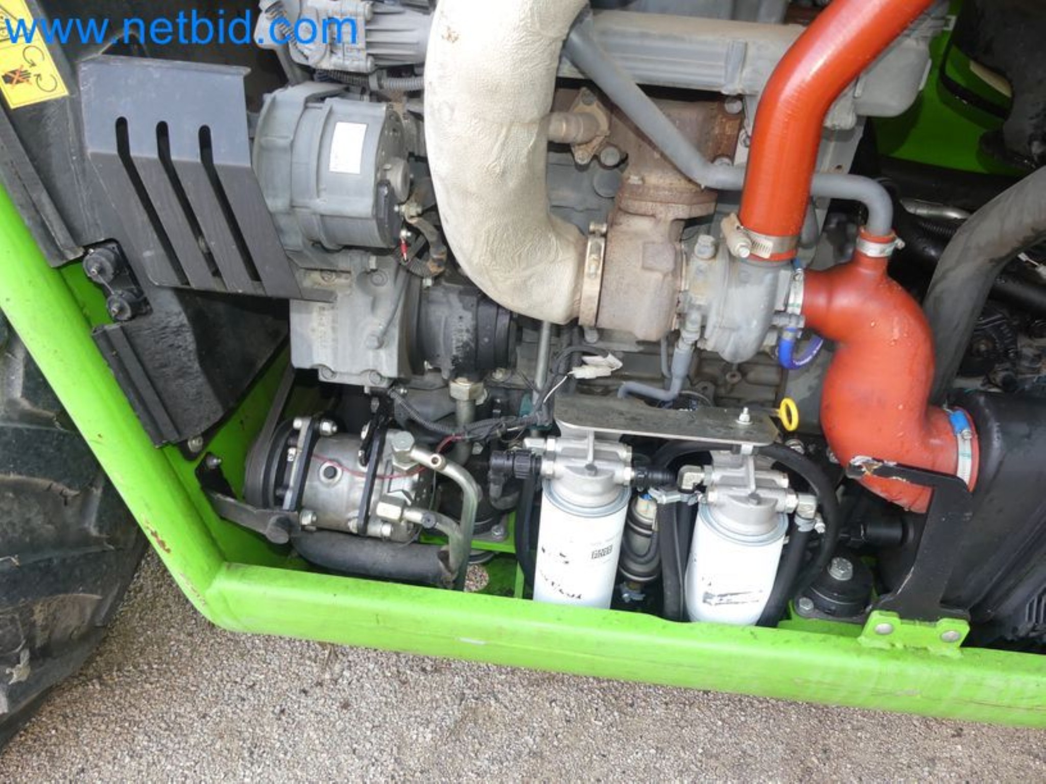 Compact telescopic handler MERLO TF35.7-115 and composting/separation system Compostdetective CD 3012-84