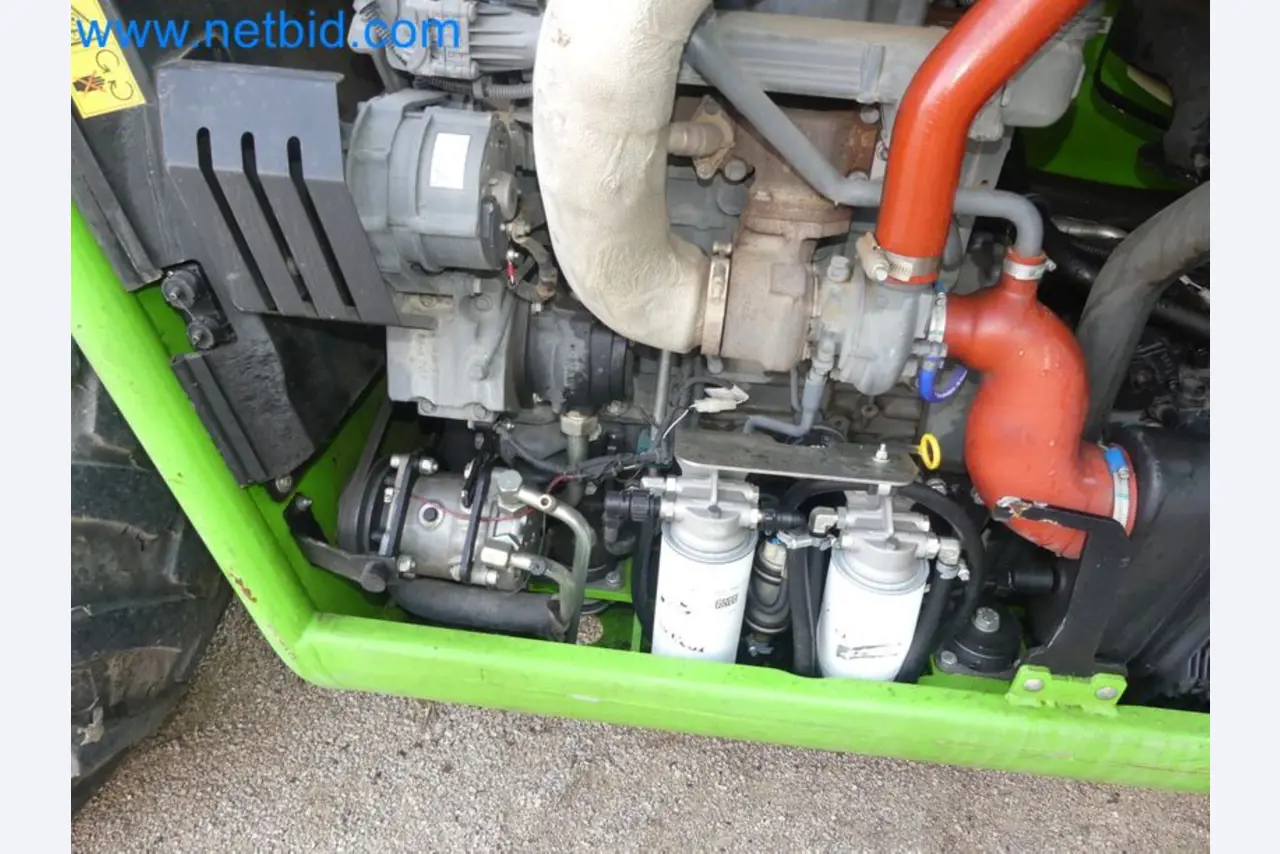 Kompakter Teleskoplader MERLO TF35.7-115 und Kompostier-/Trennanlagensystem Compostdetective CD 3012-84