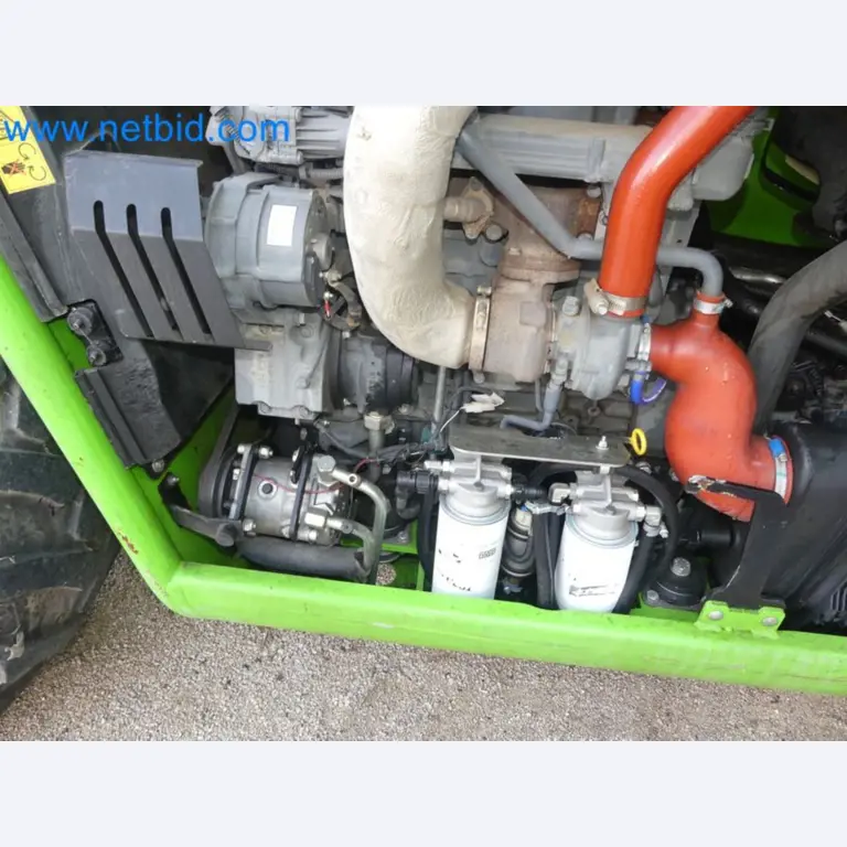 Kompakter Teleskoplader MERLO TF35.7-115 und Kompostier-/Trennanlagensystem Compostdetective CD 3012-84