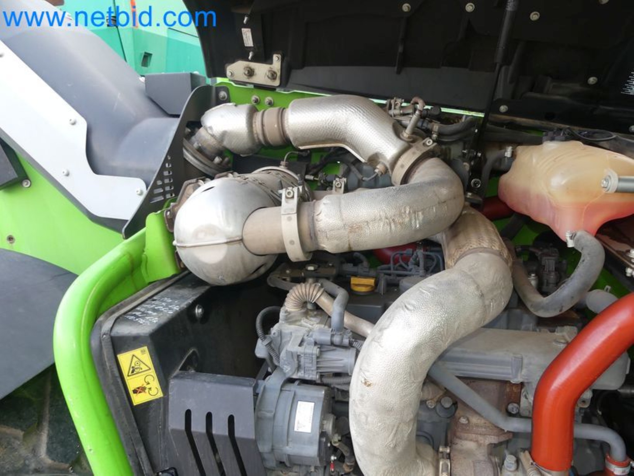 Compact telescopic handler MERLO TF35.7-115 and composting/separation system Compostdetective CD 3012-85