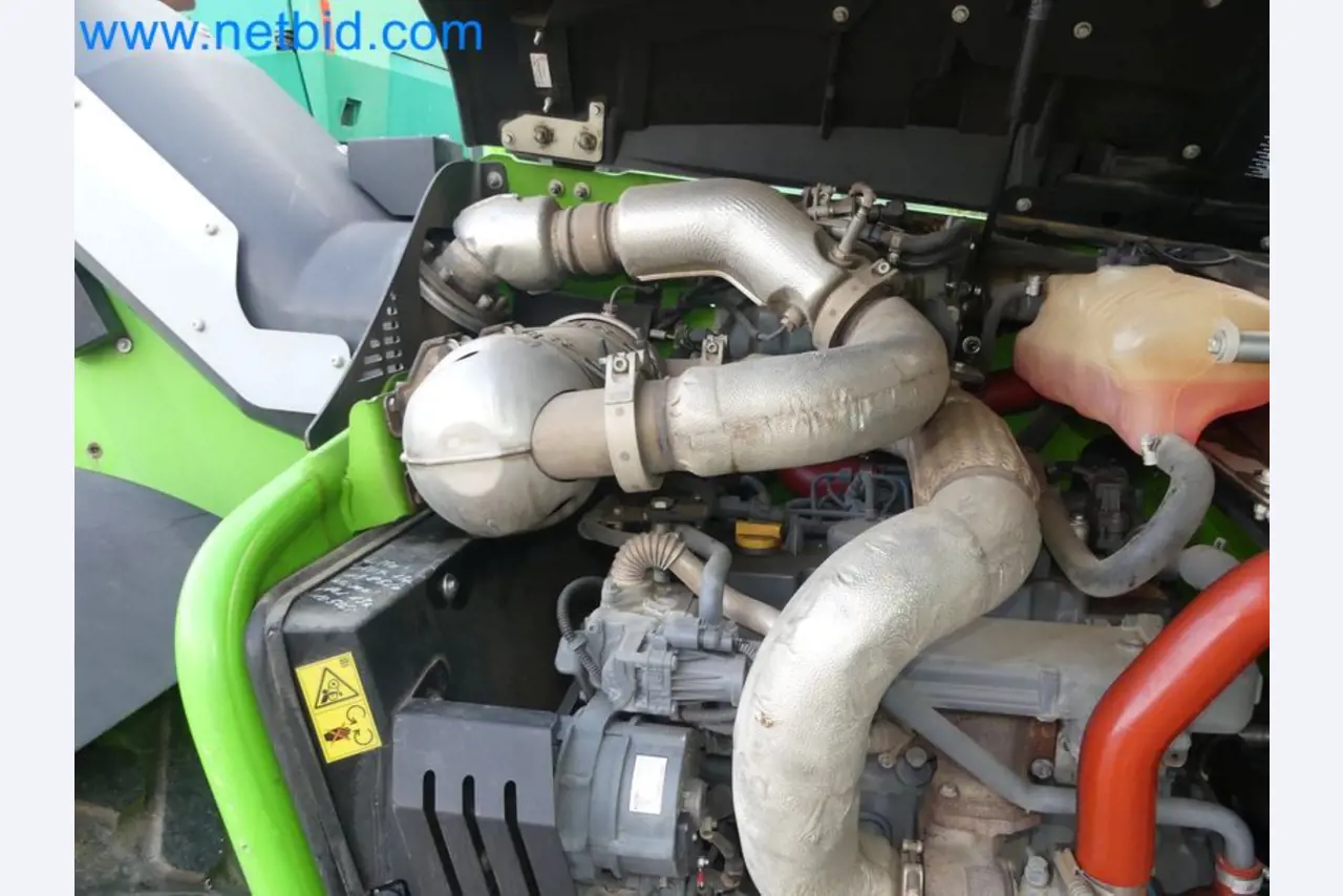 Kompakter Teleskoplader MERLO TF35.7-115 und Kompostier-/Trennanlagensystem Compostdetective CD 3012-85