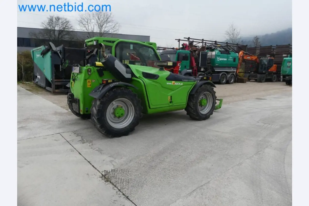 Kompakter Teleskoplader MERLO TF35.7-115 und Kompostier-/Trennanlagensystem Compostdetective CD 3012-8