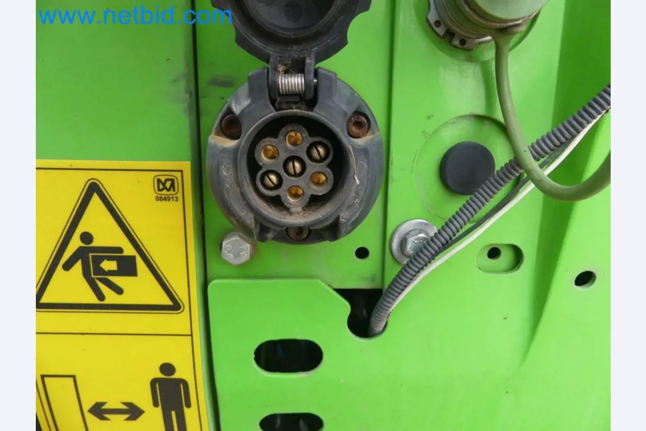 Kompakter Teleskoplader MERLO TF35.7-115 und Kompostier-/Trennanlagensystem Compostdetective CD 3012-95