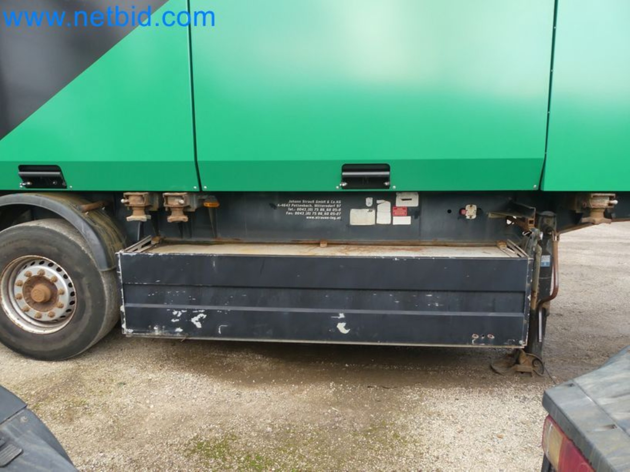 Kompakter Teleskoplader MERLO TF35.7-115 und Kompostier-/Trennanlagensystem Compostdetective CD 3012-21