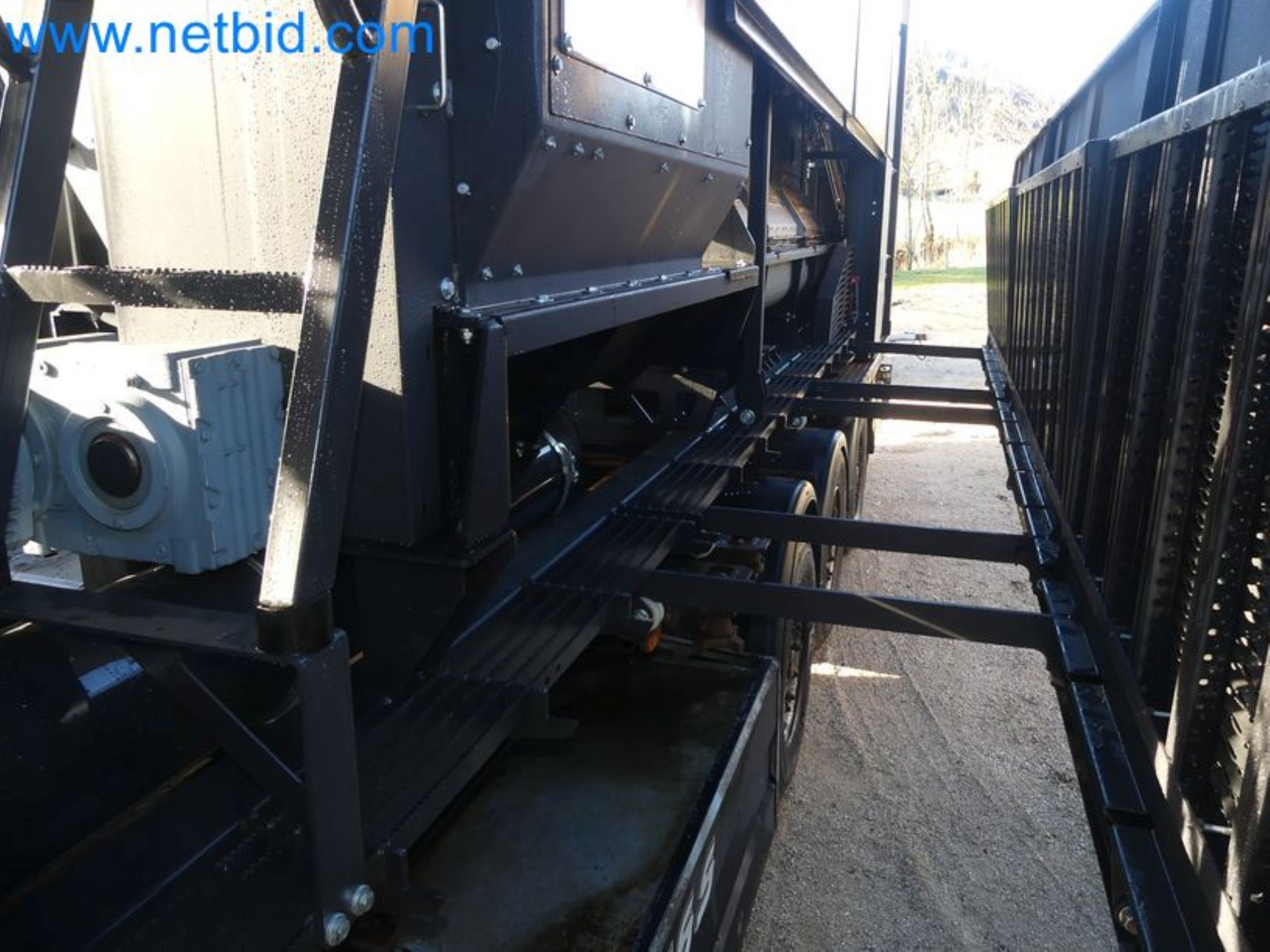 Kompakter Teleskoplader MERLO TF35.7-115 und Kompostier-/Trennanlagensystem Compostdetective CD 3012-38