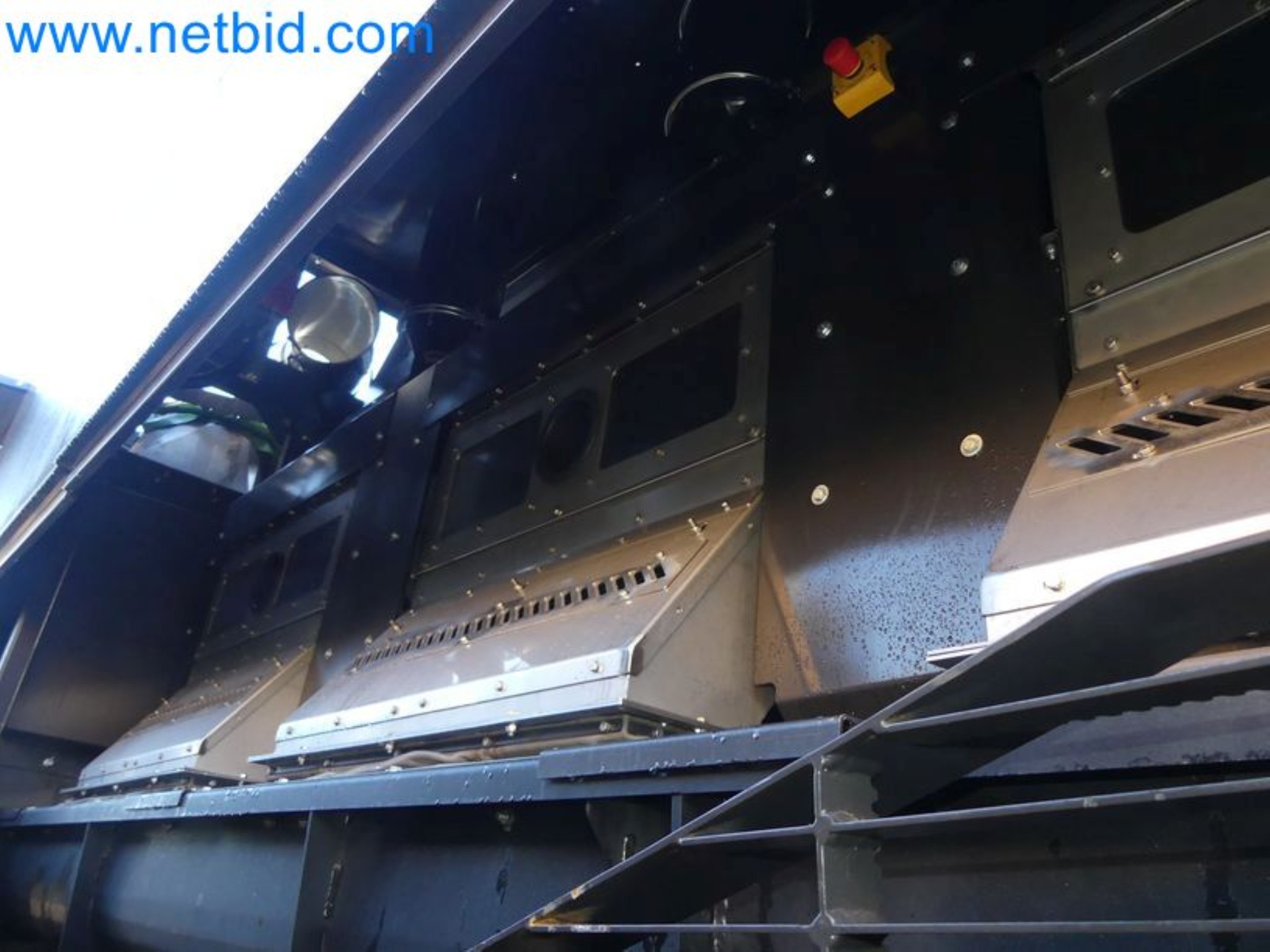 Kompakter Teleskoplader MERLO TF35.7-115 und Kompostier-/Trennanlagensystem Compostdetective CD 3012-42