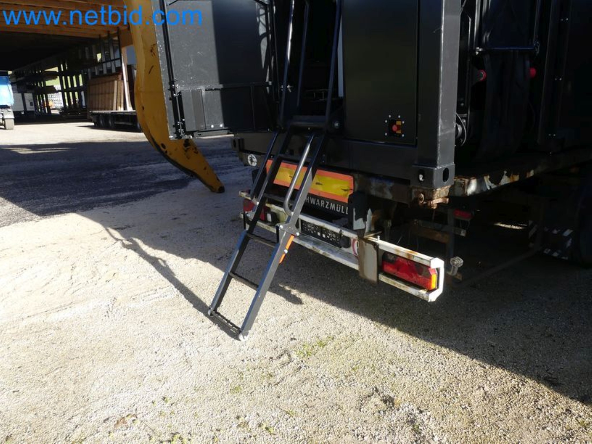 Kompakter Teleskoplader MERLO TF35.7-115 und Kompostier-/Trennanlagensystem Compostdetective CD 3012-46