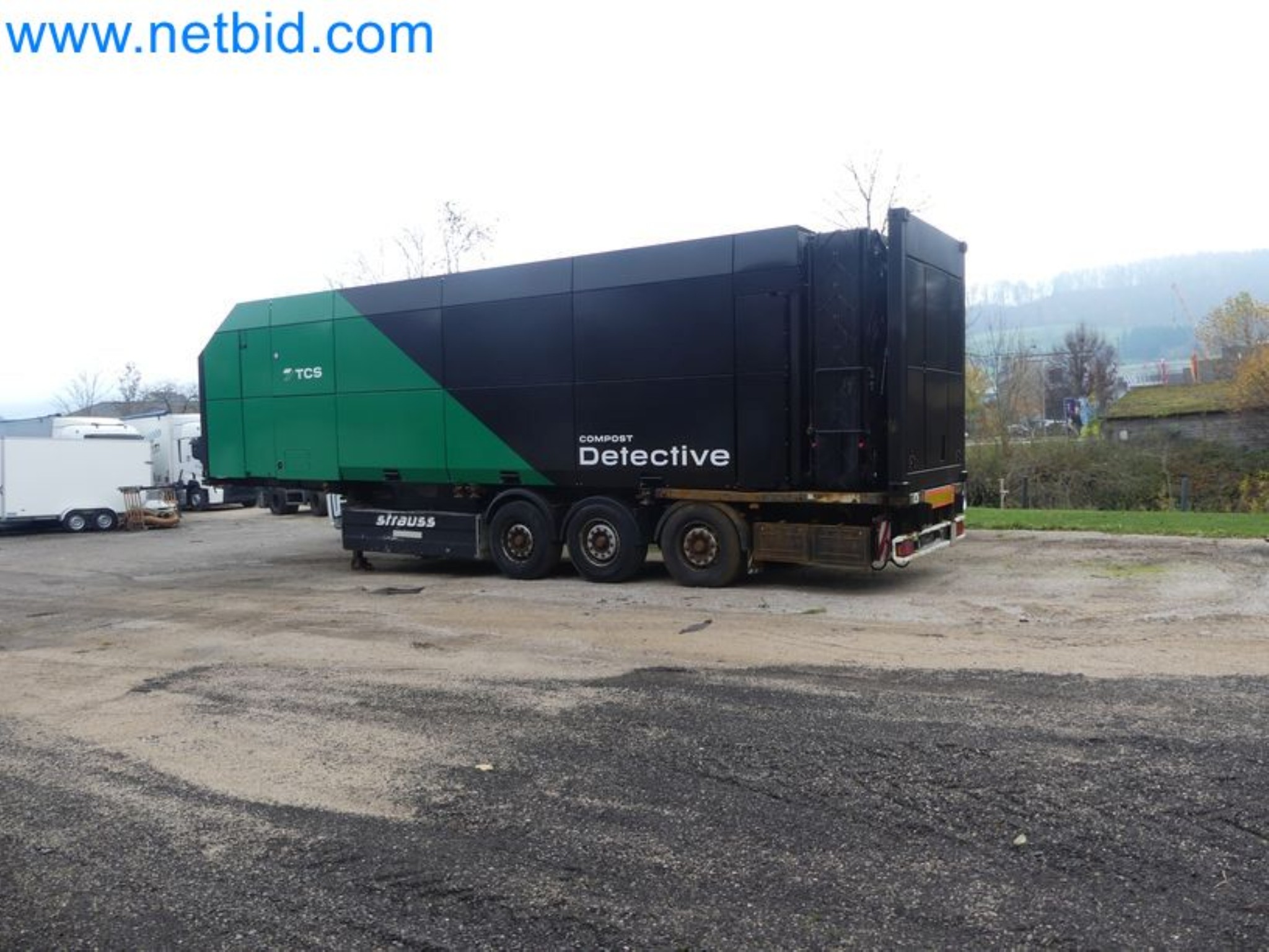 Kompakter Teleskoplader MERLO TF35.7-115 und Kompostier-/Trennanlagensystem Compostdetective CD 3012-4