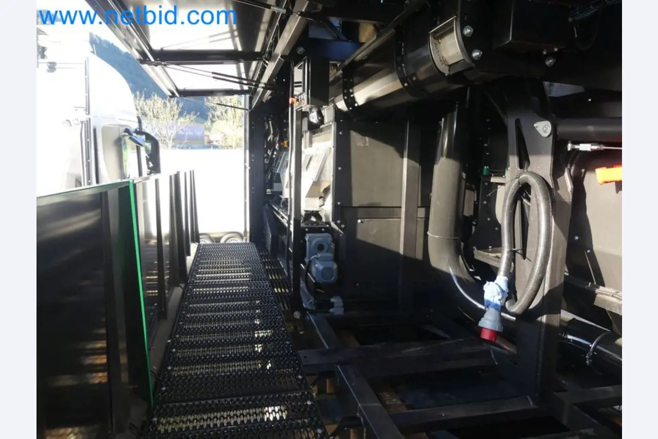 Kompaktní teleskopický překopávač MERLO TF35.7-115 a kompostovací/separační systém Compostdetective CD 3012-54