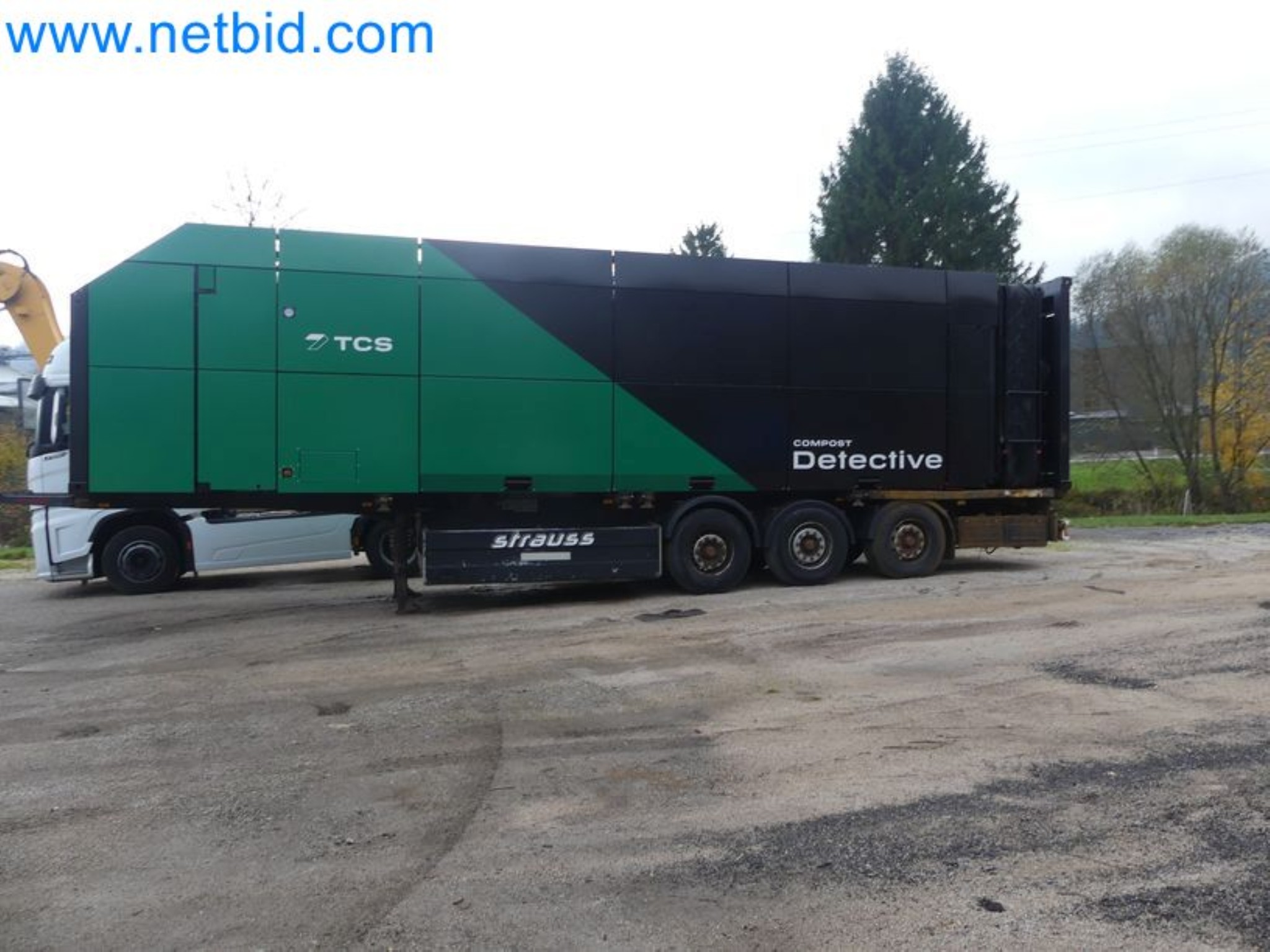 Kompakter Teleskoplader MERLO TF35.7-115 und Kompostier-/Trennanlagensystem Compostdetective CD 3012-56