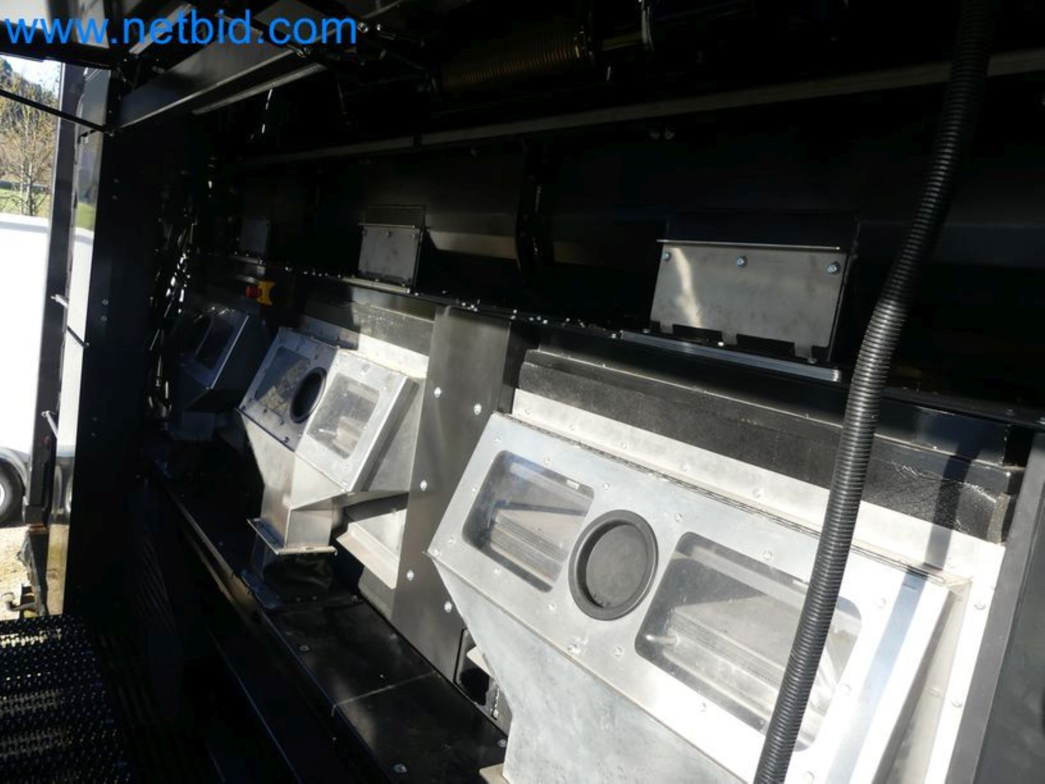 Kompakter Teleskoplader MERLO TF35.7-115 und Kompostier-/Trennanlagensystem Compostdetective CD 3012-57