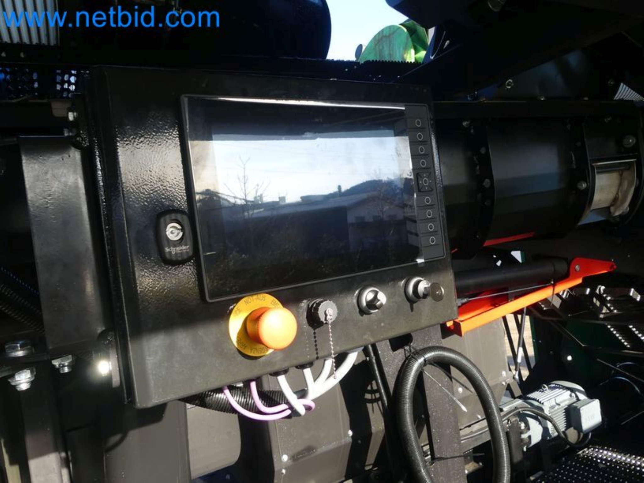 Kompakter Teleskoplader MERLO TF35.7-115 und Kompostier-/Trennanlagensystem Compostdetective CD 3012-62