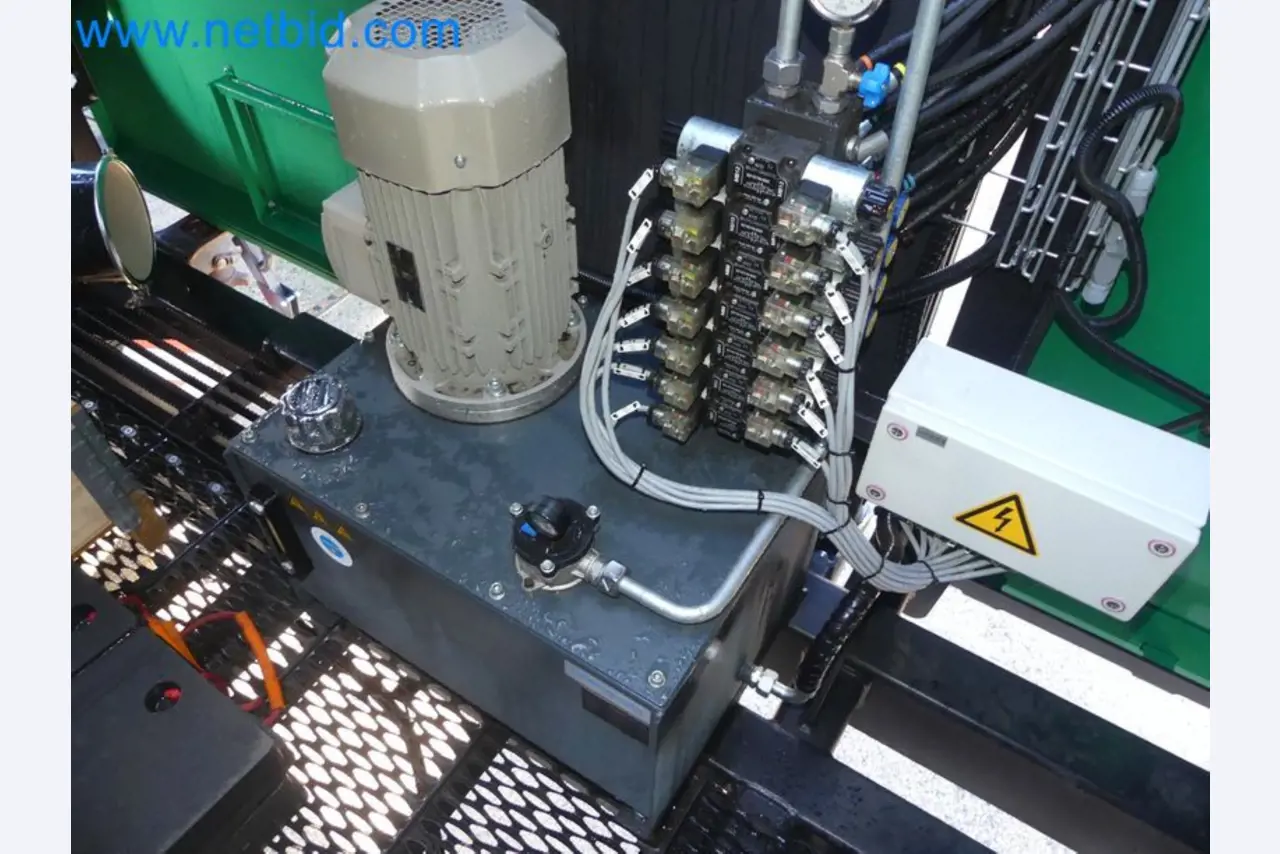 Kompaktní teleskopický překopávač MERLO TF35.7-115 a kompostovací/separační systém Compostdetective CD 3012-66