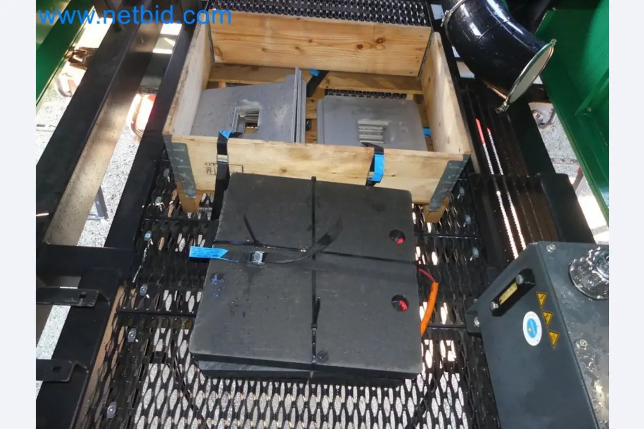 Kompaktní teleskopický překopávač MERLO TF35.7-115 a kompostovací/separační systém Compostdetective CD 3012-69