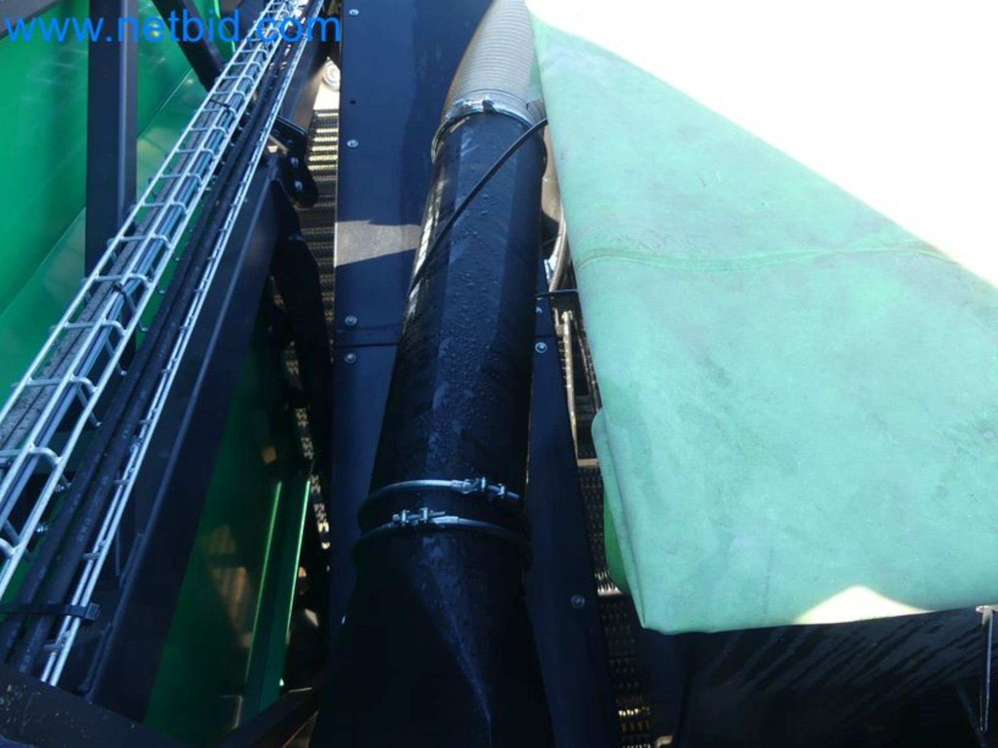 Kompakter Teleskoplader MERLO TF35.7-115 und Kompostier-/Trennanlagensystem Compostdetective CD 3012-72