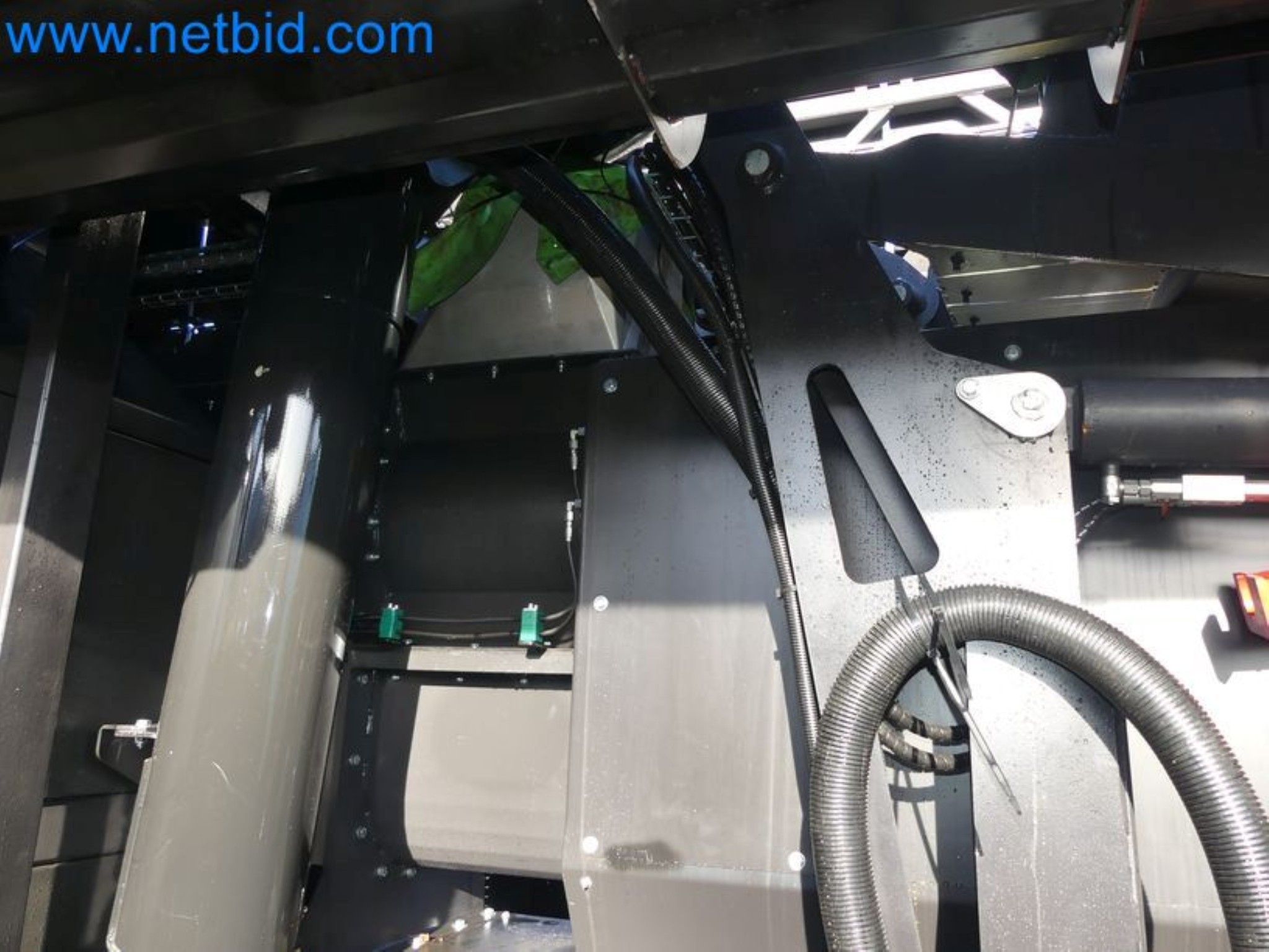 Kompakter Teleskoplader MERLO TF35.7-115 und Kompostier-/Trennanlagensystem Compostdetective CD 3012-79